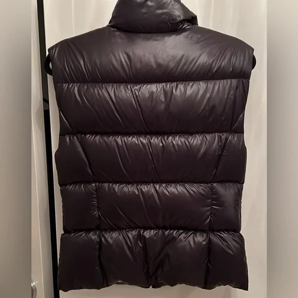 **GENUINE AUTHENTIC PRADA Down Vest** EUC - Picture 5 of 15
